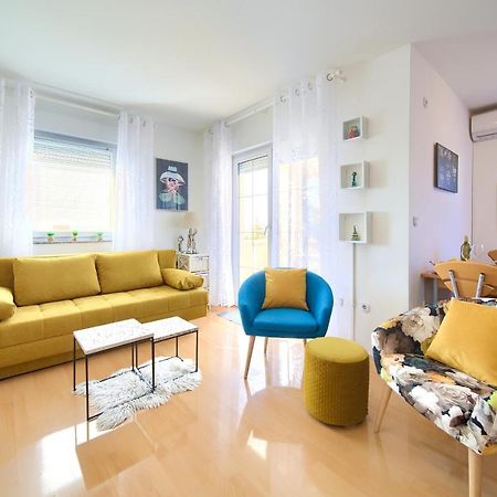 Apartman Noel Крк Екстер'єр фото